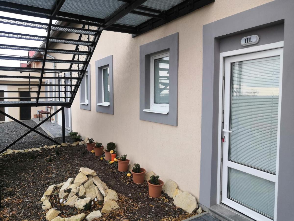Mělník Vehlovice Apartments מראה חיצוני תמונה